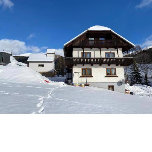 Nockalm Cottage