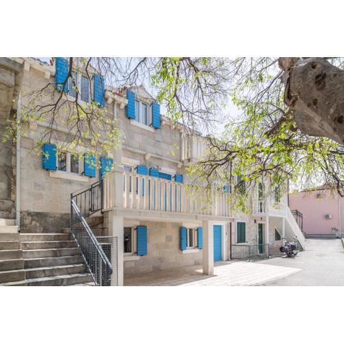 Noemia House