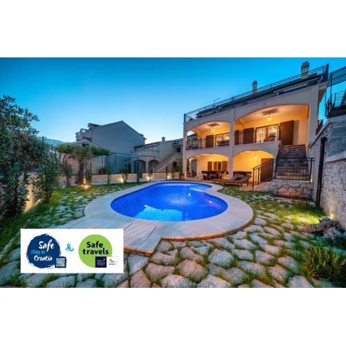 Nomad Luxury Villa