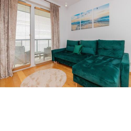 Nowa Letnica Apartament z Parkingiem i Balkonem przy Stadionie Polsat Plus Arena Gdańsk by Noclegi Renters