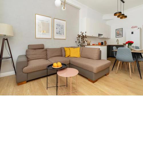 Nowoczesne Studia Blisko Centrum Gdańska by Rent like home