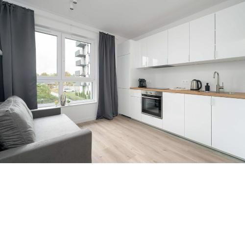 Nowoczesny Apartament dla 2 Doroslych i 2 Dzieci Parking by Noclegi Renters