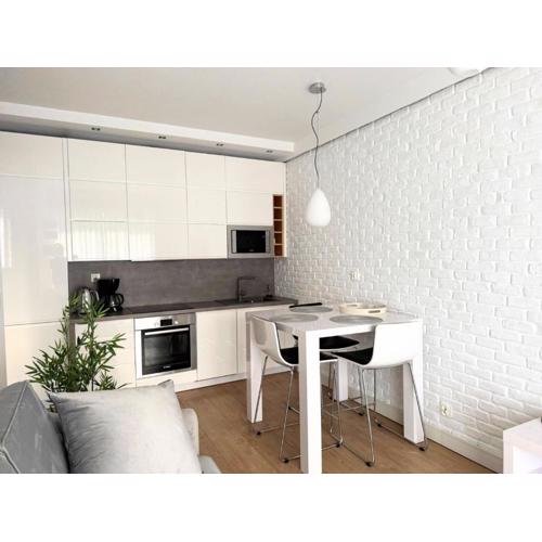 Nowoczesny Apartament z parkingiem 10 min na pieszo do Starówki