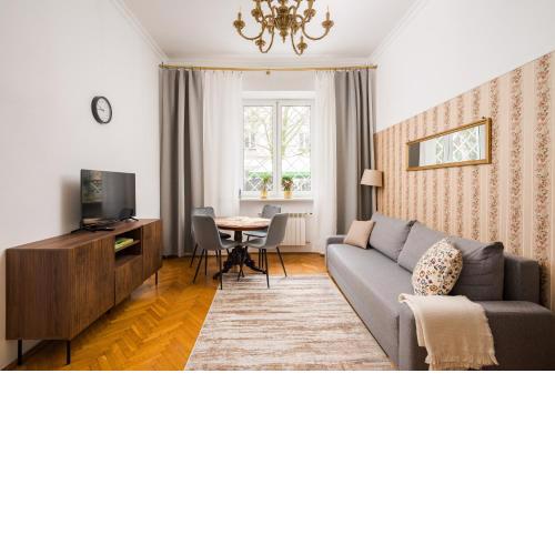 Nowy Świat 35 Apartment with Mezzanine