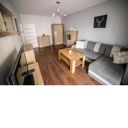Nullo 3-Bedroom Apartment