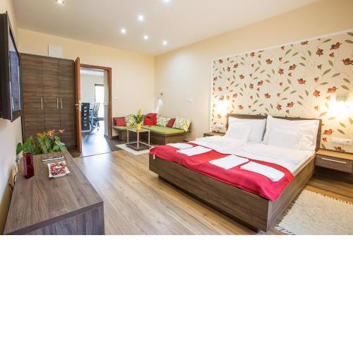 Nyirfa Apartmanház