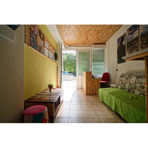 Oasis hostel