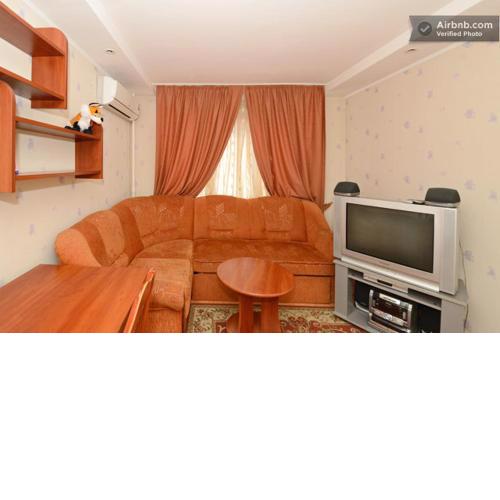 Obolonskiy Prospekt Apartments 9