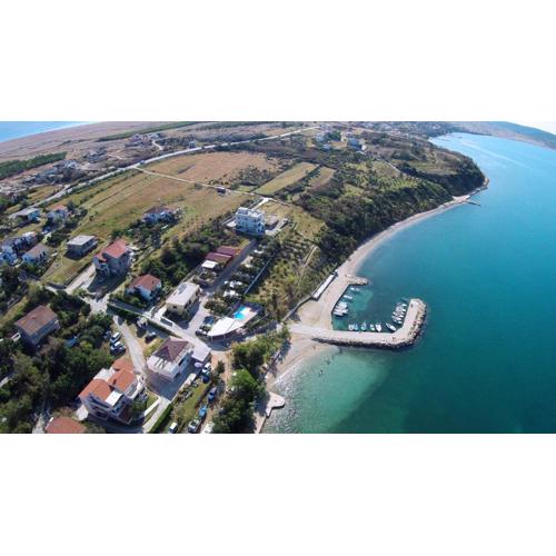 Odmoree Camp & Hostel