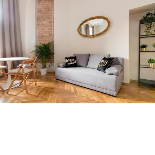 Ogród Saski Apartment with Mezzanine
