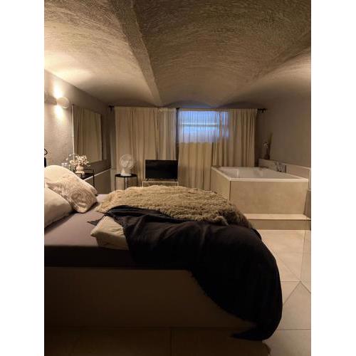 OhMySpa - Bed & Bath