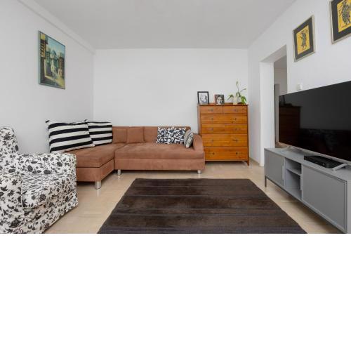 Okopowa Rodzinny Apartament z Balkonem Warszawa by Noclegi Renters