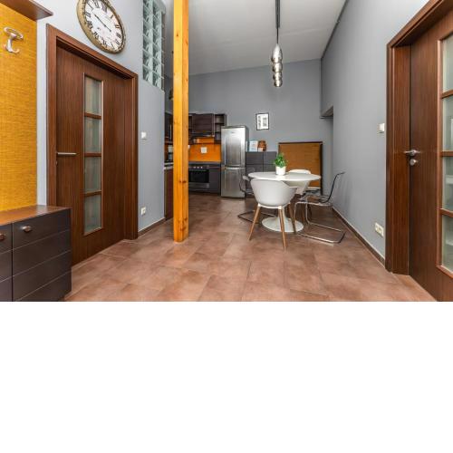 Oktogon Four Residence