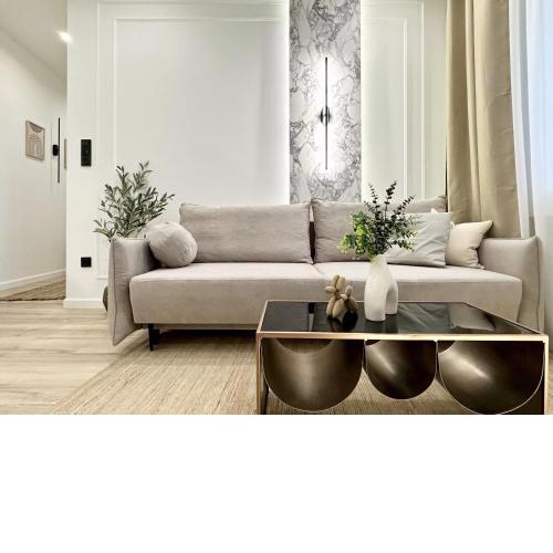 Oktogon-T6 Luxury Suite
