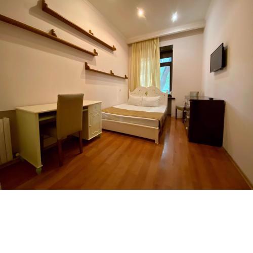 Old City Apartment
