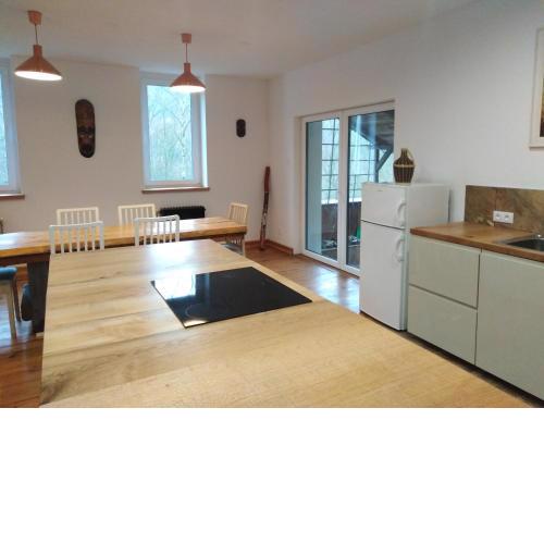 Old Hunting Lodge