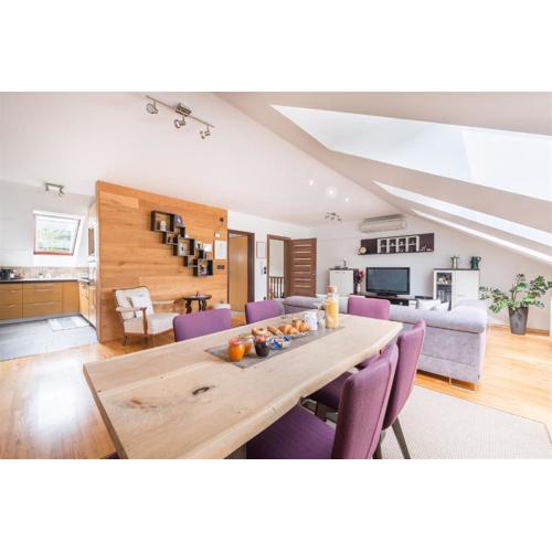 Old Pear Apartment