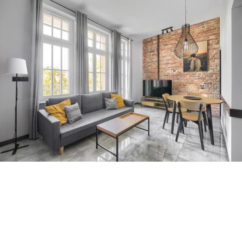 Old Town Comfy Apartment #17
