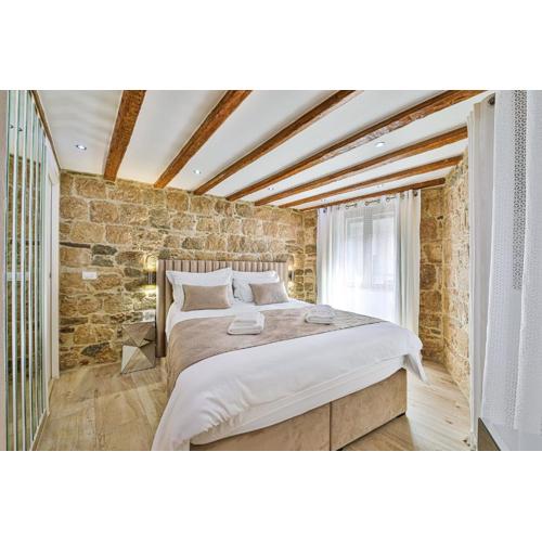 Old Town Pearl Apartment