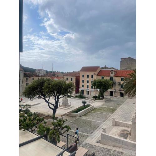 Old town Pjaca Makarska