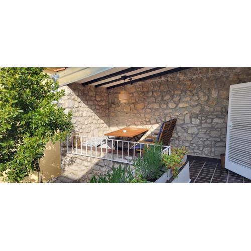 Old town STONE HOUSE OASIS