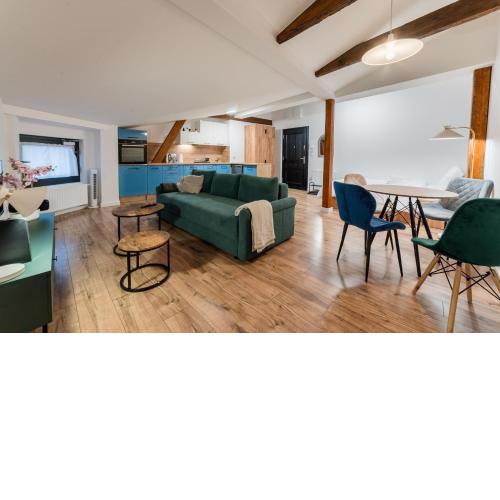 Old Town Stylish Studio