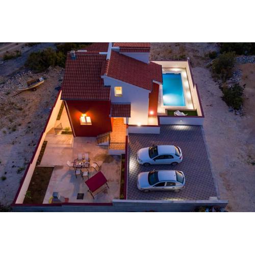 Olive Bridge Villa