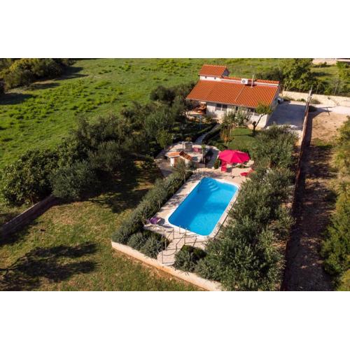 Olive tree holiday home near Trogir and Split