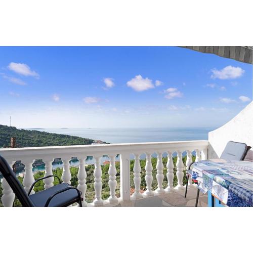 One-Bedroom Apartment In Primosten