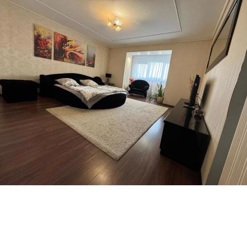 One-Bedroom Apartment in the center