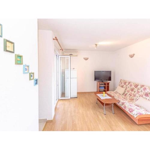 One Bedroom Apartment with Balcony