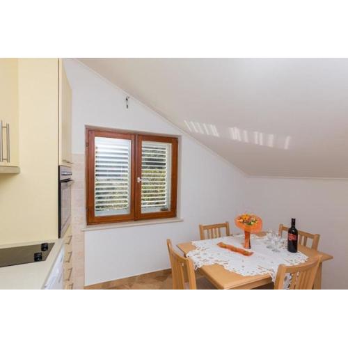 One bedroom apartment with garden