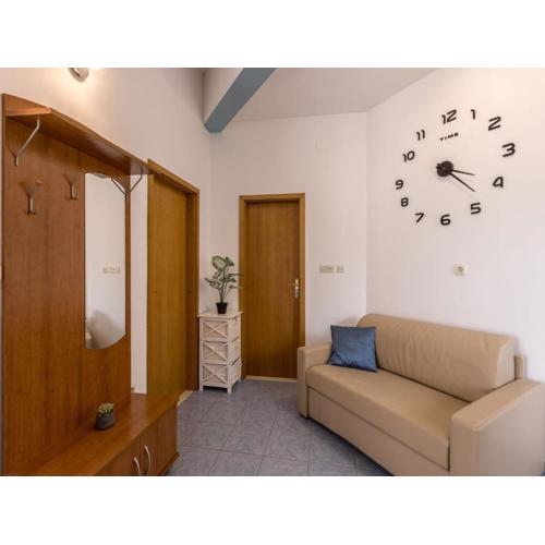 One Bedroom Apartment with Terrace A1