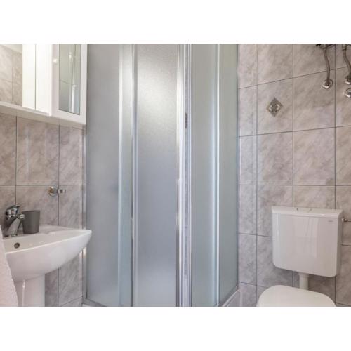 One Bedroom Apartment with Terrace and Sea View A3