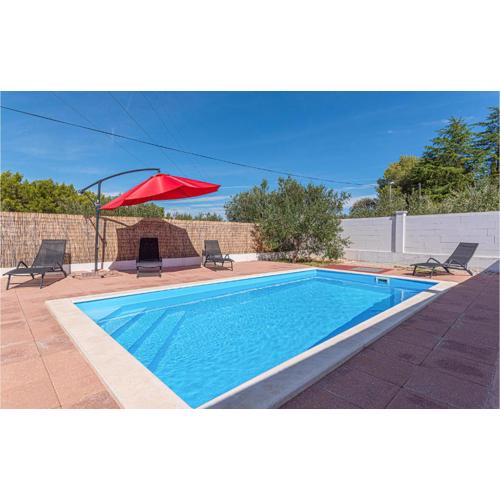 One-Bedroom Holiday Home In Bilice