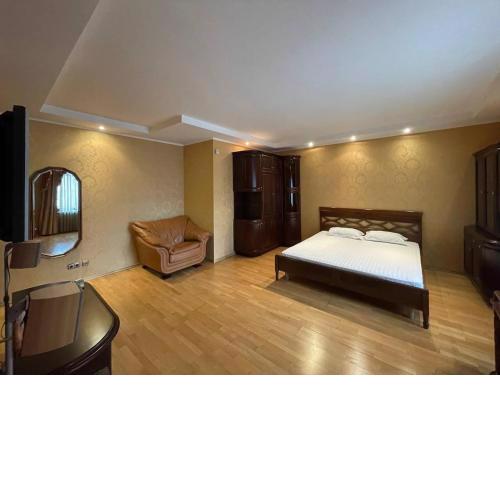 One bedroom Kreschatik Str 4