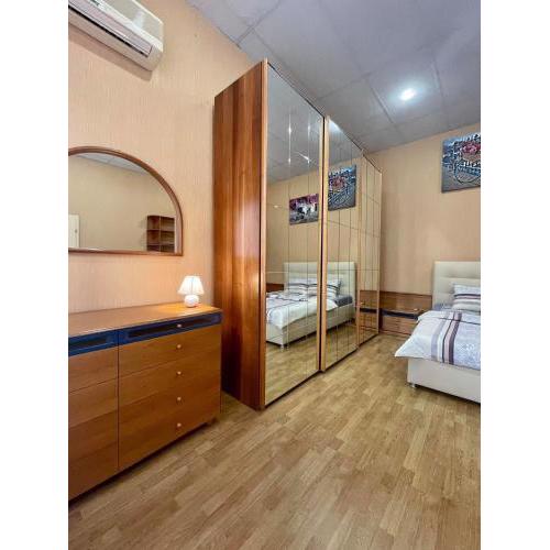 One bedroom right near metro Olympiyska