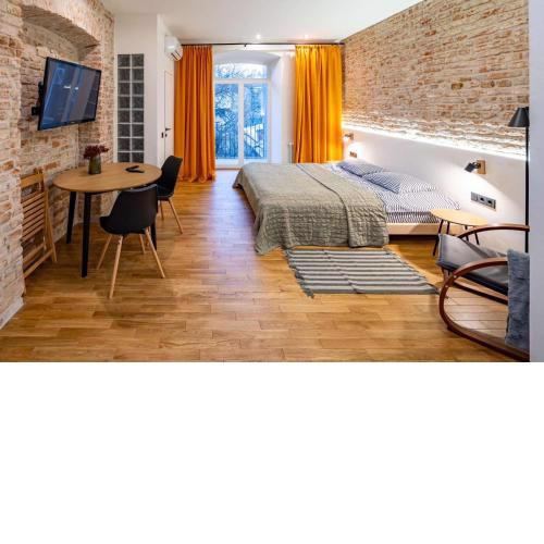 OnLviv Apartments Rynok Square 18 Four