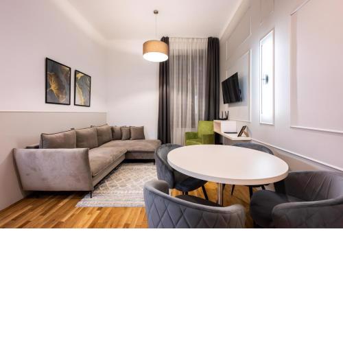 ON/SET APARTHOTEL