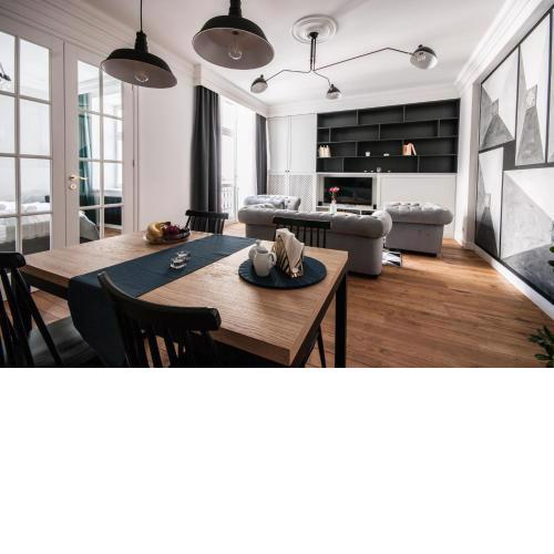 oompH Koszyki Luxurious Apartments