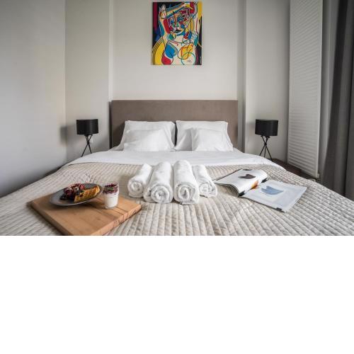 oompH Warsaw Central Luxurious Air-Conditioned Apartment with Balcony