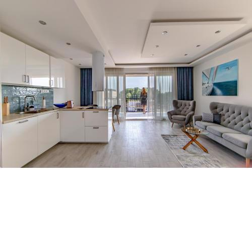 Opal Apartments