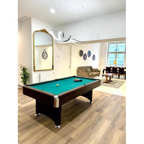 Opera apartment 149 m2