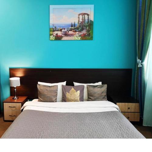 Orange Hotel