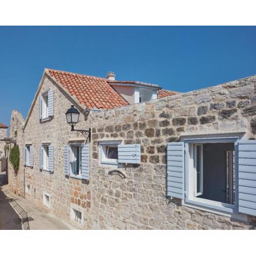 Orange Tree House