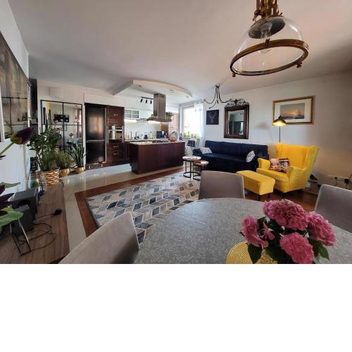Orange Water Apartment