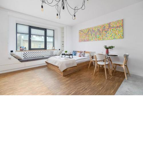 Original Studio Wawrzyńca Cracow's Kazimierz by Noclegi Renters