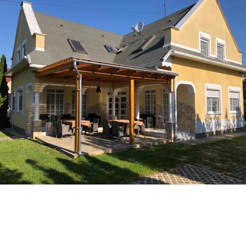 Pacsirta Apartman