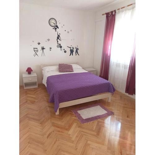PAKOŠTANE, SPACIOUS AP 6+2