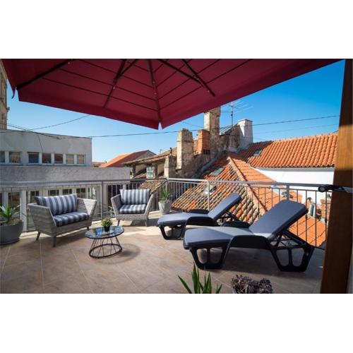 Palace Penthouse with Terrace in Split Centre Old Town